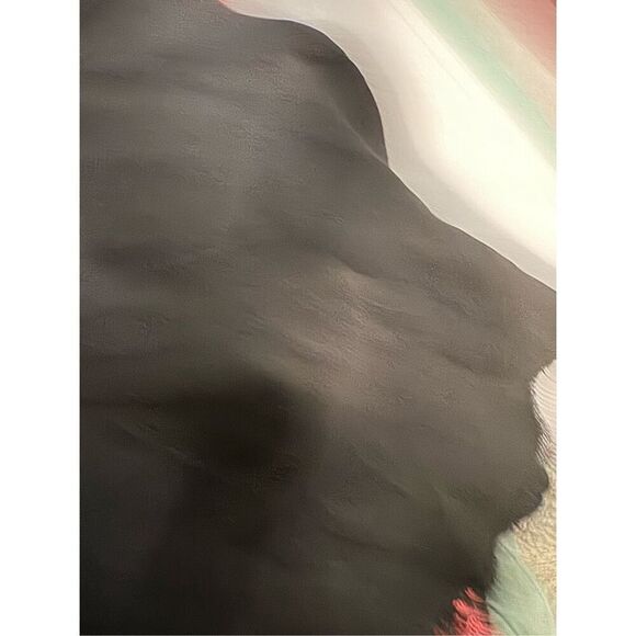 Black tank top - Picture 5 of 7